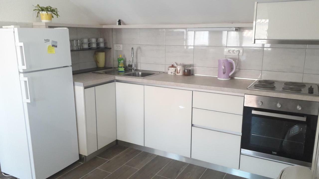 Apartmani Zilic Dugi Rat Luaran gambar