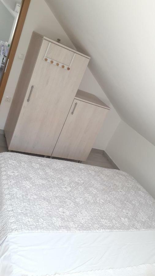 Apartmani Zilic Dugi Rat Luaran gambar