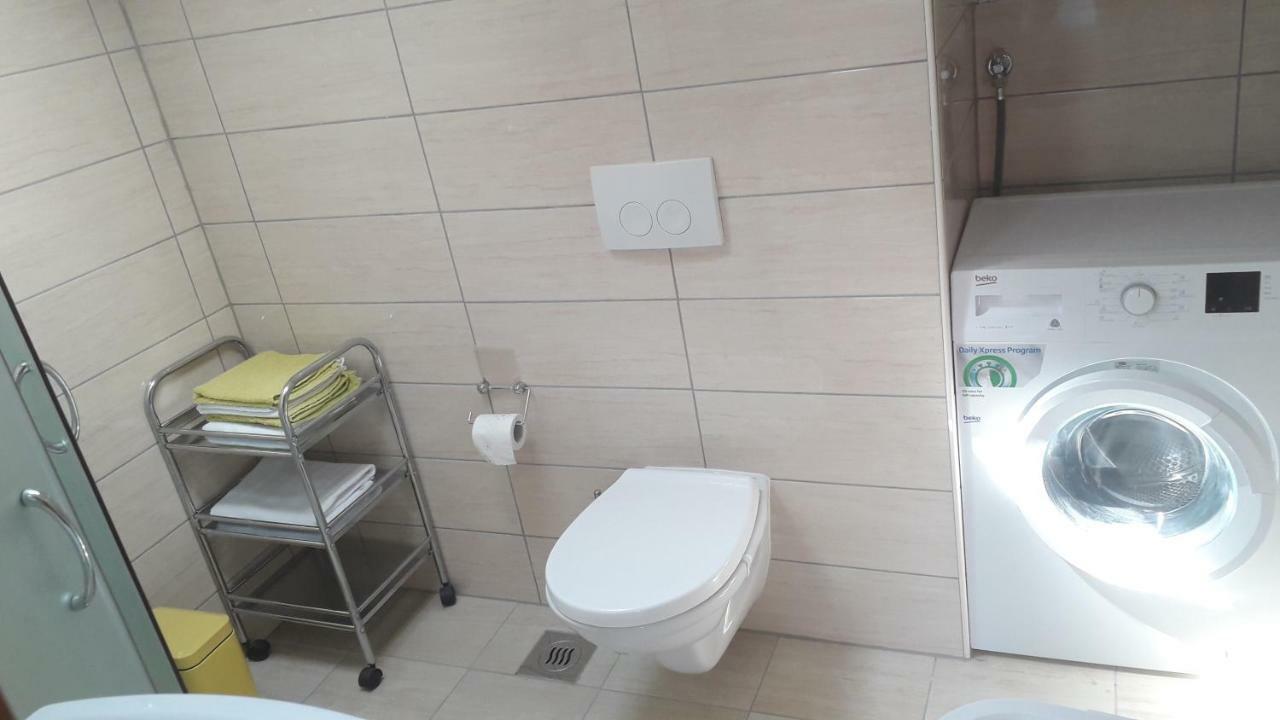 Apartmani Zilic Dugi Rat Luaran gambar